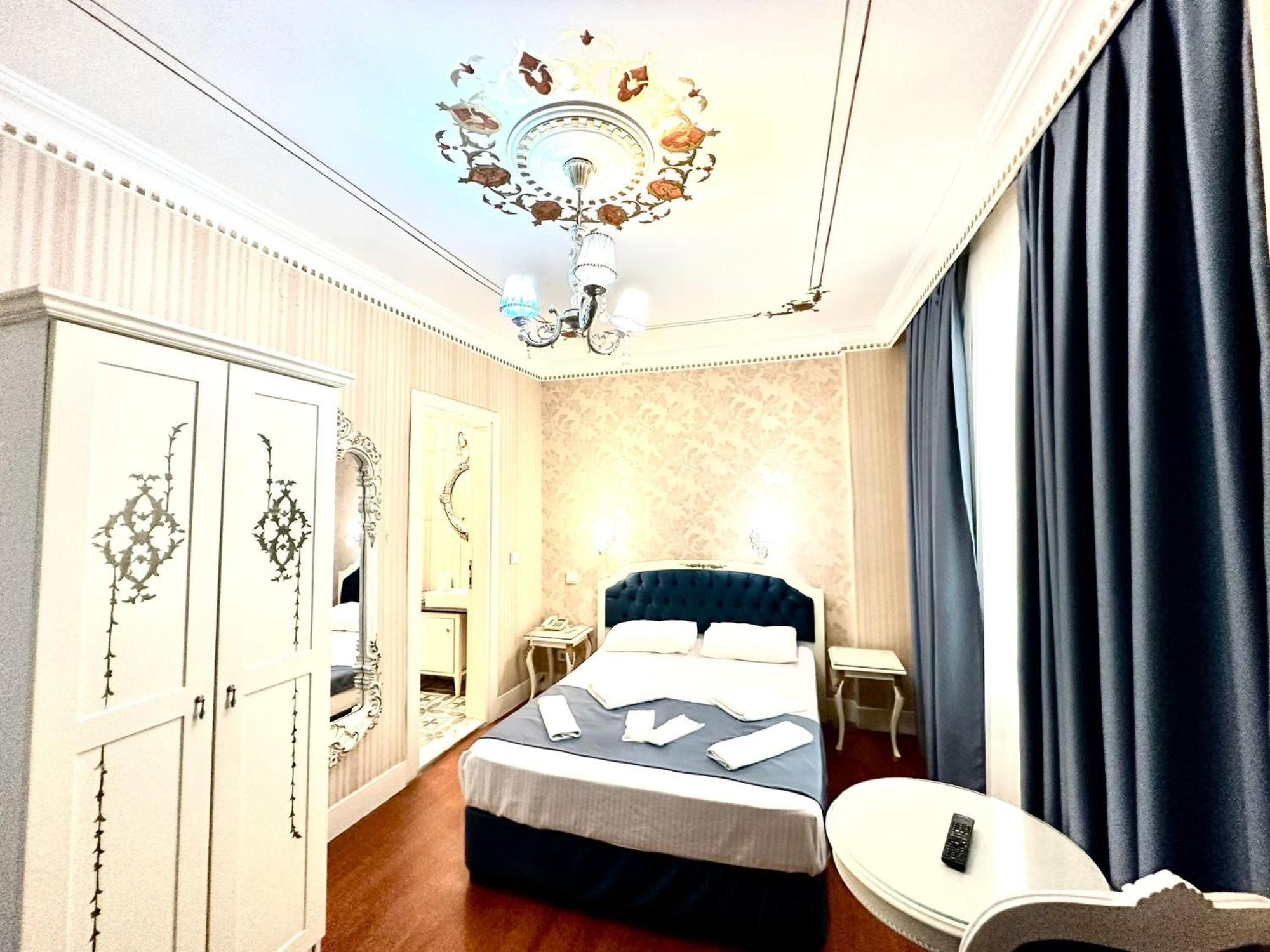 Alyon Hotel Taksim Istambul Exterior foto