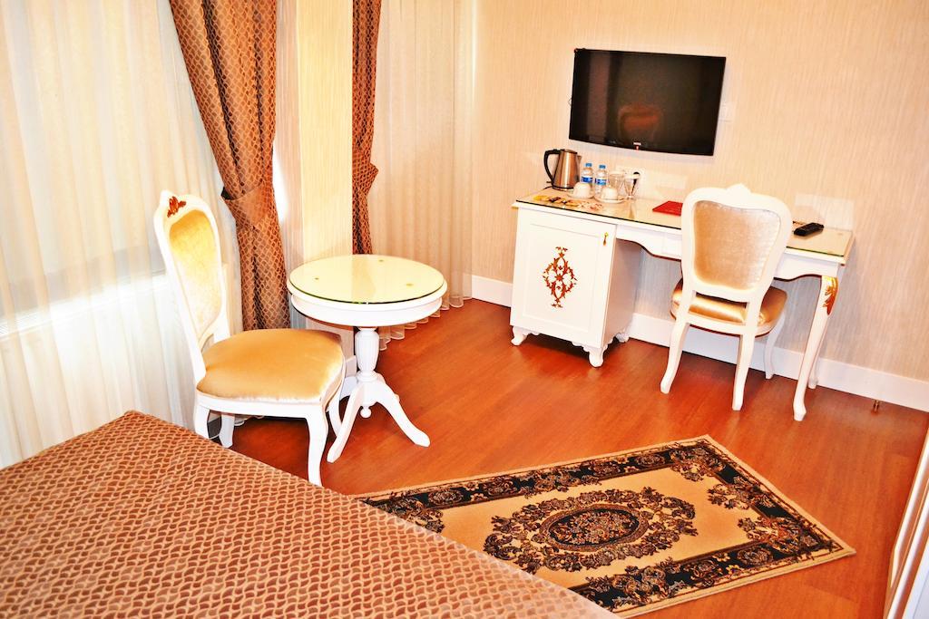 Alyon Hotel Taksim Istambul Exterior foto